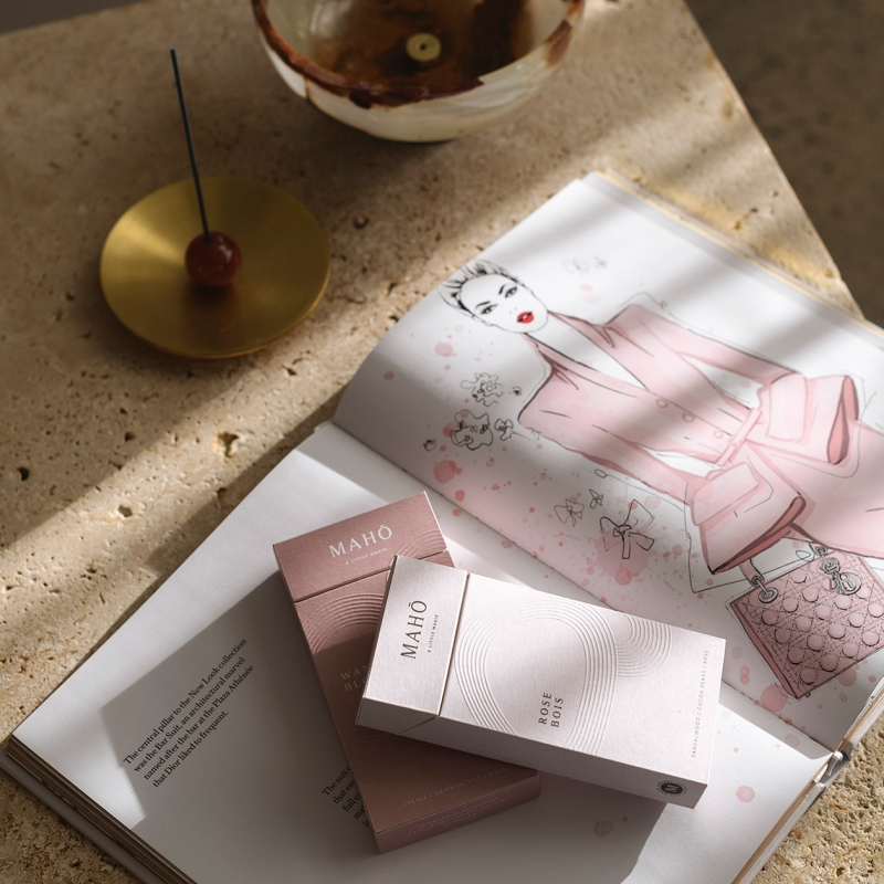 Vonné tyčinky v&nbsp;interiéri