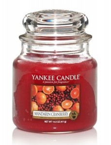 Gyertya üvegben közepes, YANKEE CANDLE, Mandarin Cranberry